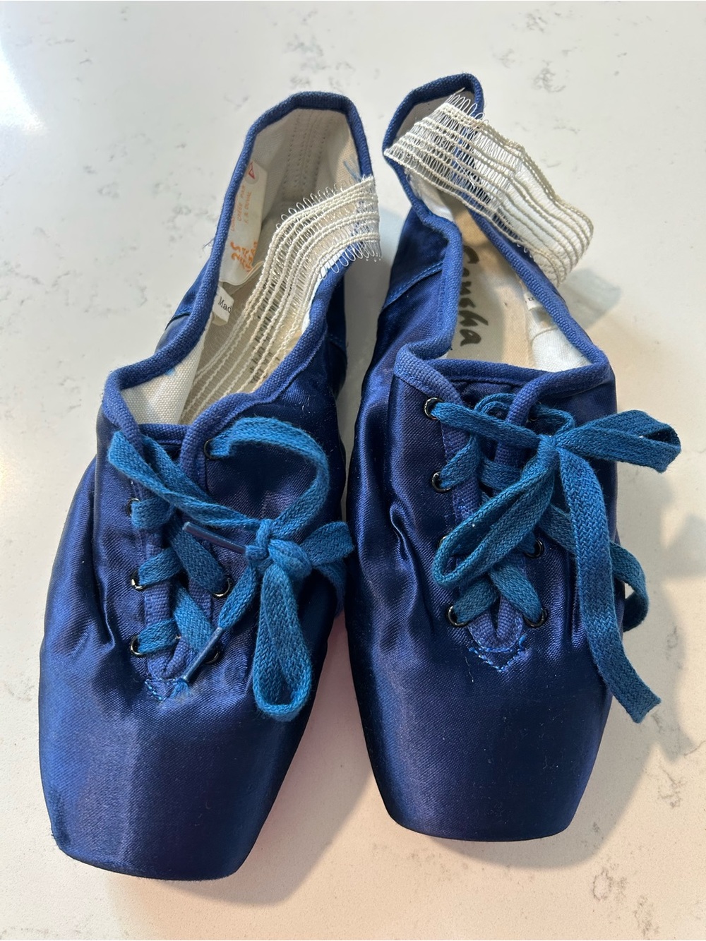 SANSHA (FUTURA) BLUE SATIN POINT SHOES